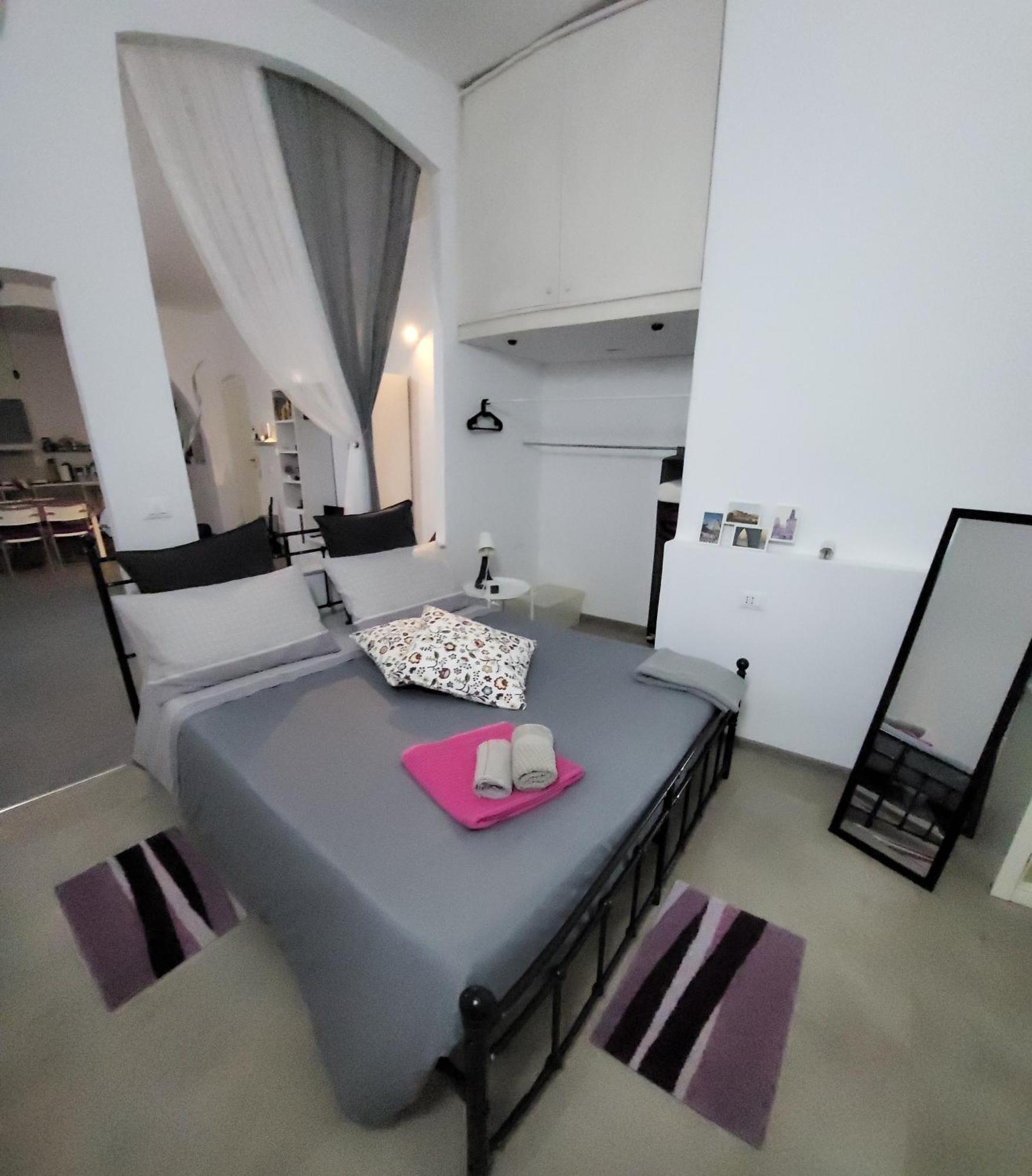 Il Loft Di Titti Particolare Open Space Wifi Free Appartement